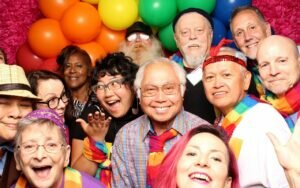 El doble estigma: envejecer y pertenecer a la comunidad LGBT