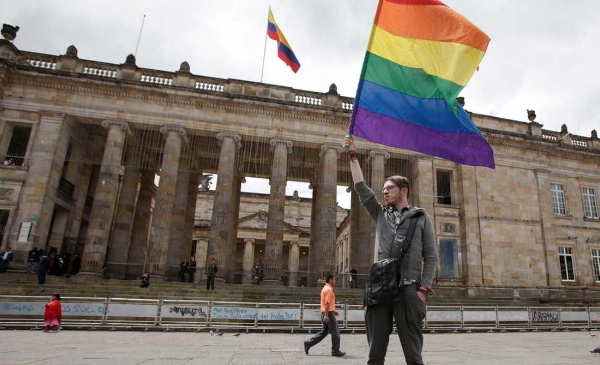 Bandera LGBT en colombia
