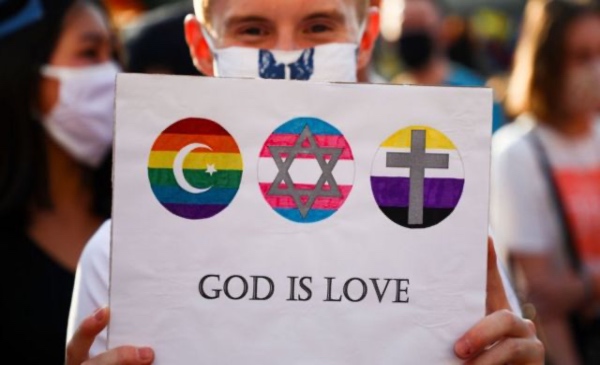 Cartel Dios es amor y diversidad 