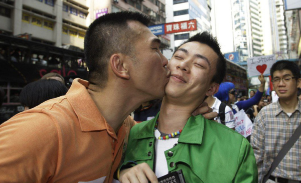 Hong Kong reconoce a las parejas homosexuales 